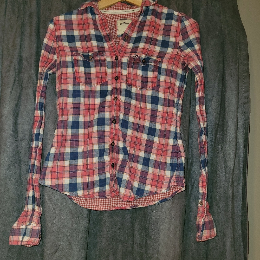 Hollister Red White and Blue Plaid Button-Down Shirt